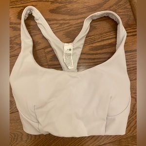 Lululemon Wunder Train Bra Medium Support C/D size 2 in Vapor (White)